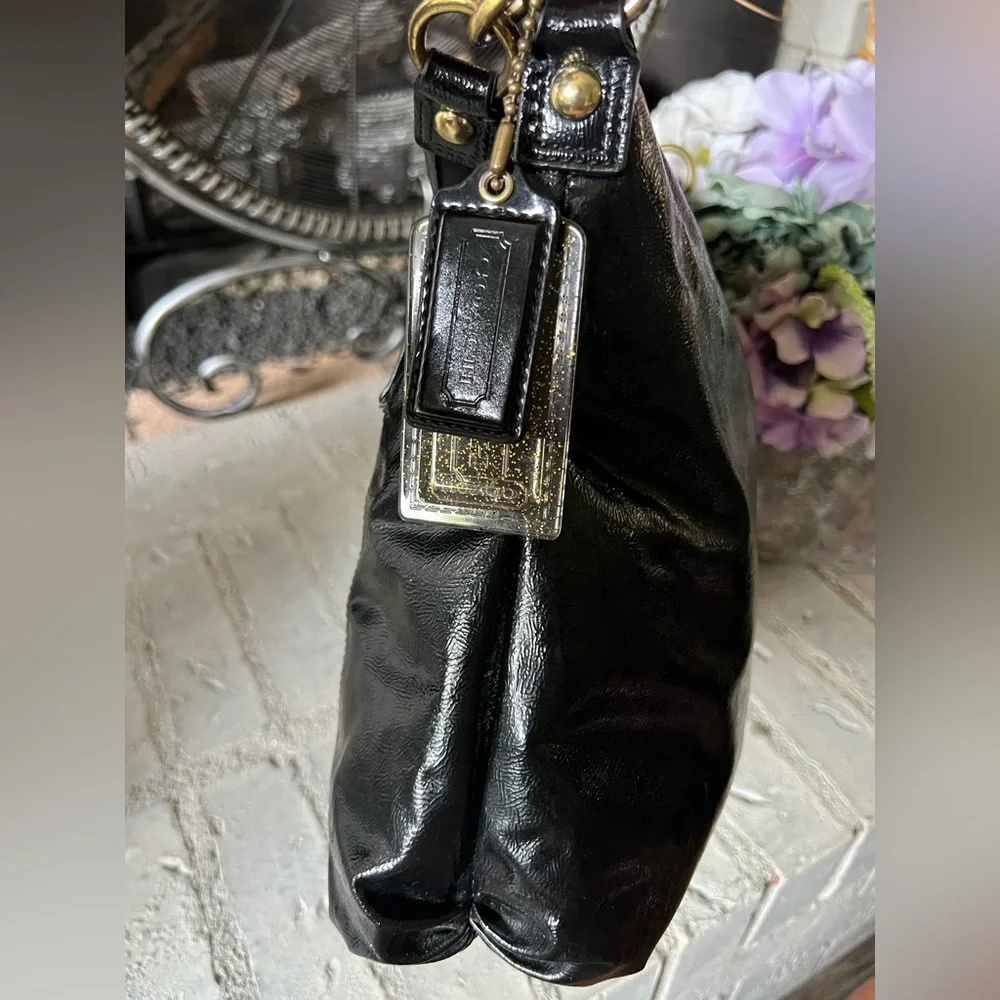 Coach chic black